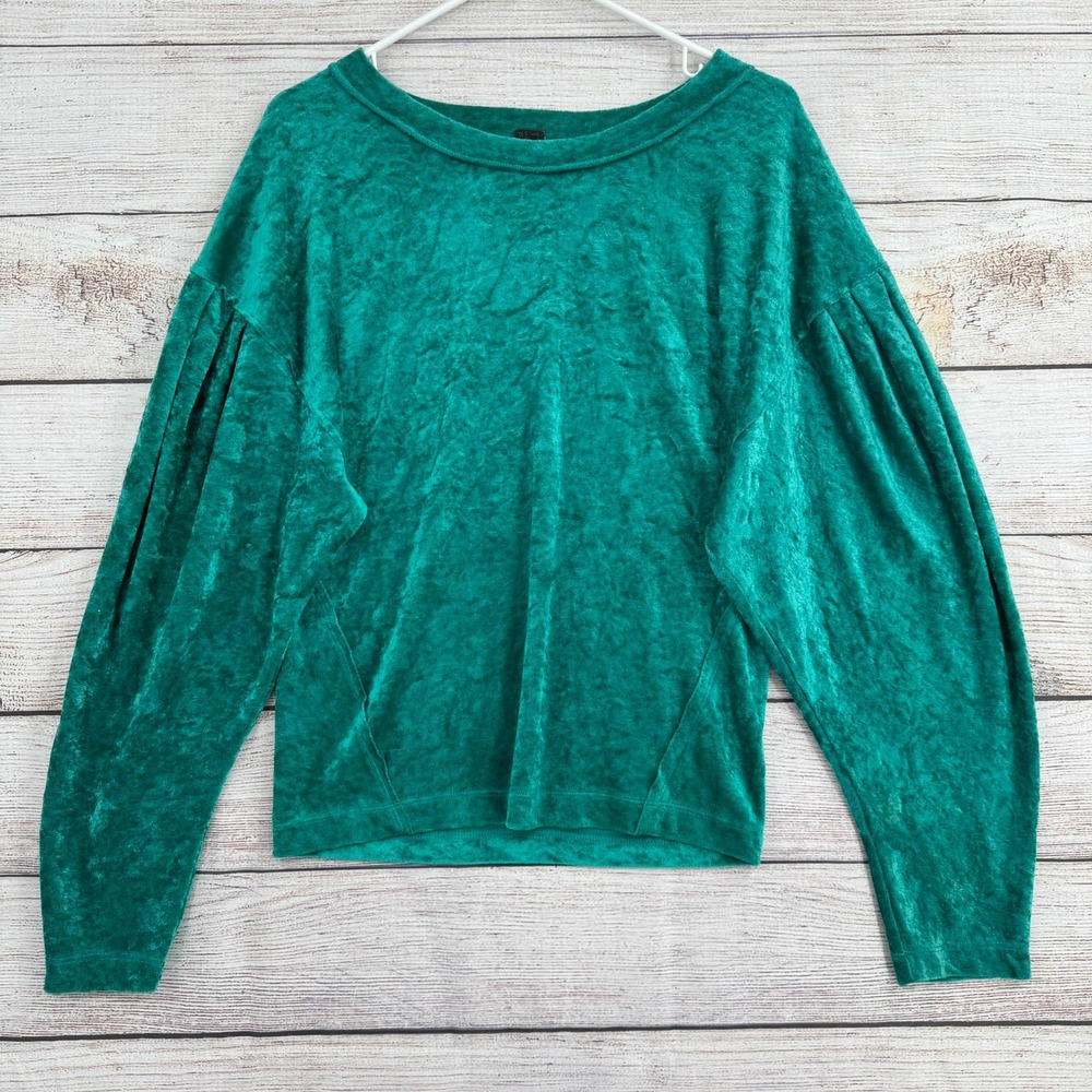 We The Free Top Women XS Green Pleated Sleeve Velour Pullover